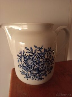 Starožitný porcelánový džbán