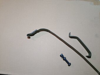 Jeep Willys M38 (MC) kompletní sada upevnění palivové nádrže