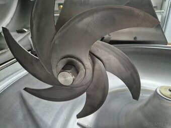 ŘEZNICKÝ KUTR 30 L    ŘENICKY KUTR 50 L