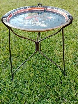 Retro stojan na kvetiny