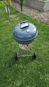 Weber Kettle 47 šedý