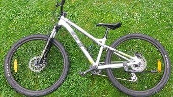 Horské kolo GT Stomper ACE 26" mužů POSLAT, ALU rám, kolo u