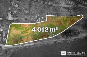 Stavební pozemek 4 012 m2 u lesa s výhledem a povolením na d