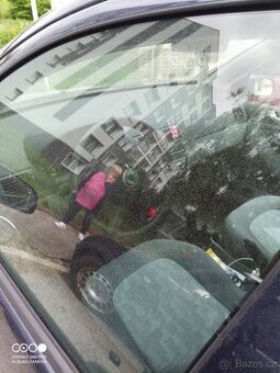 Škoda fabia na náhradní díly