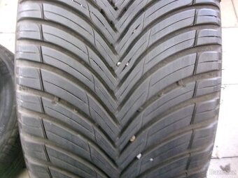 235/45 R18 KLEBER (6-6,5mm) č.15701