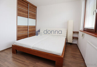 Pronájem bytu 2+kk/B, 64m2, ul. Štúrova, Praha 4 - Lhotka