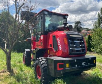 Kolový kloubový nakladač CR15 – 4,2 t, 58 kW