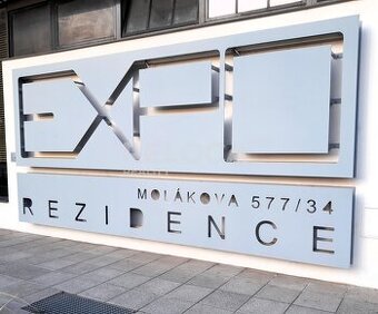 1+KK, 28m2 + terasa 20m2, P8 Karlín, Molákova, rezidence EXP