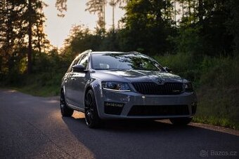 DSG / 2.0TDI / 2017 / Challenge / Steel grey / Keyless