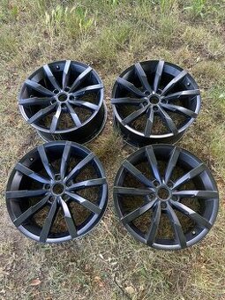 Originální alu disky MONTEREY R18 5x112