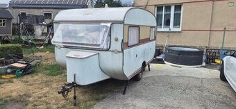 Karavan r.v. 1983