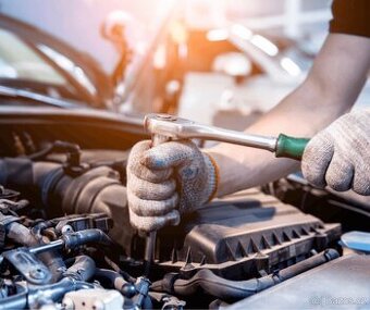 Nabízím servis automobilů