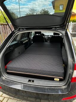 Spací vestavba Škoda Octavia 2/3