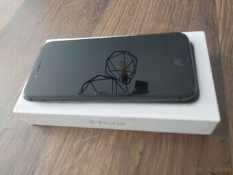 iPhone 8, 64 GB 2019, baterie 80% -PEKNY,neposkozen