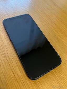Iphone 12 64GB, 100% baterie + kryt Tactical + sklo, adaptér