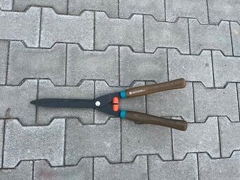 Nůžky na živý plot