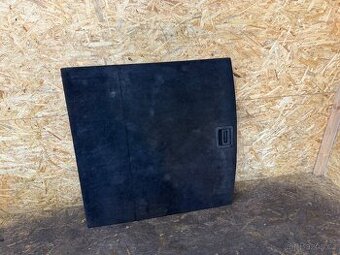 PODLAHA KUFRU VW TOUAREG 7P 7P6863546B