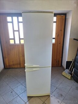 Lednička s mrazničkou