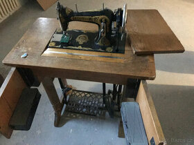 Prodám starožitný šicí stroj Minerva Bobin