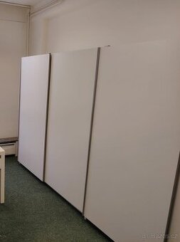VELKÁ ŠATNÍ SKŘÍŇ (bílá)
