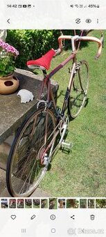 Prodám 2 kola favorit, pojízdné v dobrém stavu.