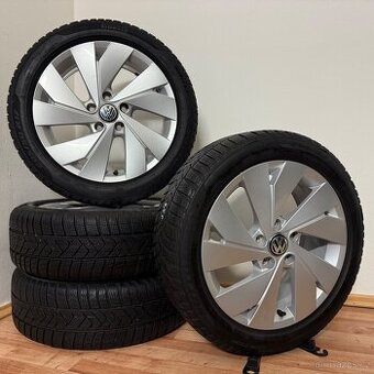 VW GOLF VIII 8 5x112 R17 ET46+ZIMNÍ 205/50R17 4,5m