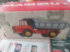 Staré sklopné auto mammut 2153