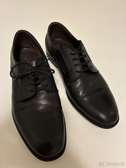 Černé kožené polobotky vel.40