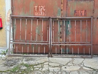 Křídlová brána š.3m x 1,46m