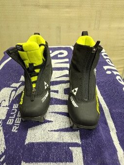 Dětské Božkové boty velikost 33