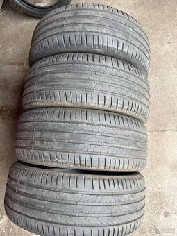 4x letni pneu Pirelli 225/55/17