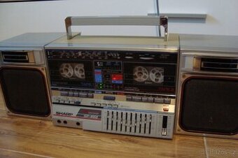 Radiomagnetofon Sharp GF-800-koupím repro