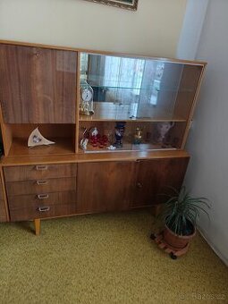 Prodám starší obývací stěnu v top stavu - 1