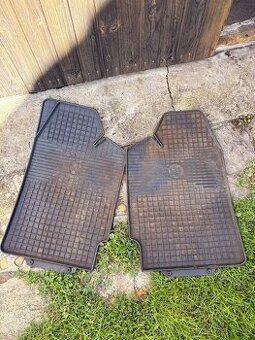 Gumové přední koberečky