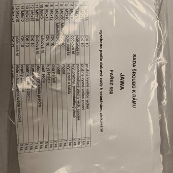 Sada šroubů k rámu na Jawa Pařez 550,555