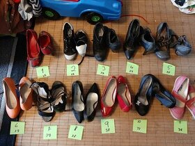 Prodám boty na podpadku 37-38 - 1
