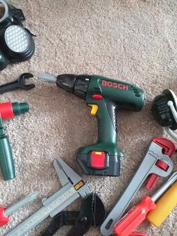 Aku vrtačka Bosch+další vrtačka a nářadí
