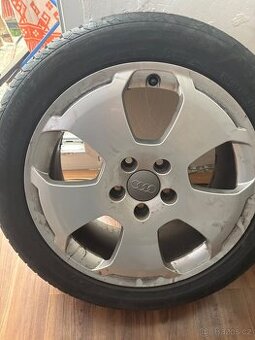 Audi 235/45 R17 letní sada