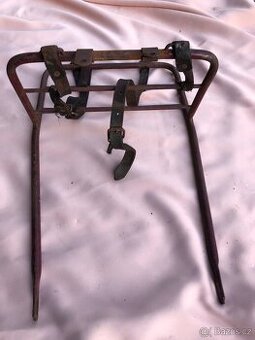 Jawa pérák - původní nosič