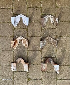 Jawa CZ kyvacka, panelka - nástavce krytu retezu