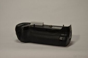 Aputure bateriový grip MB-D12 (BP-MD12)