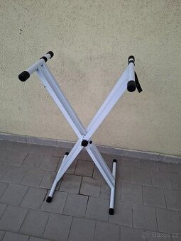 Prodám stojan na digitální piano – TOP STAV
