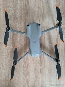 Dron DJI Air 2s Fly More Combo, aku navíc - 1