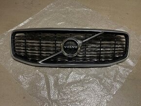Volvo XC60 II maska