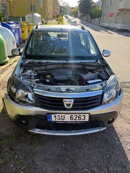 Dacia Sandero 1.6 i 64kw Bourana