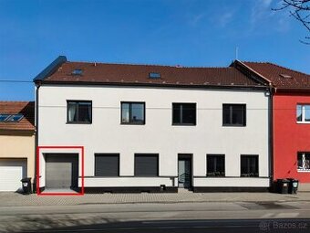Garáž k prodeji / Brno-Maloměřice, Obřanská 598/167