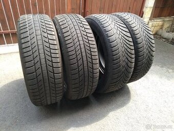 Prodám zimní gumy Continental + Semperit 205/55 R17 DOT 2823