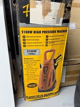 Vysokotlaký čistič o výkonu 2100 W