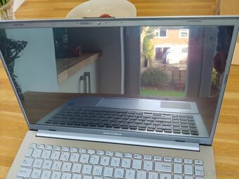 notebook Asus VivoBook Go 15