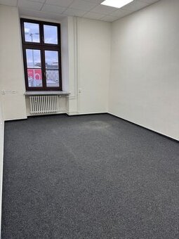 Pronájem kanceláře 21,79 m2 v centru města - ul.Josefská